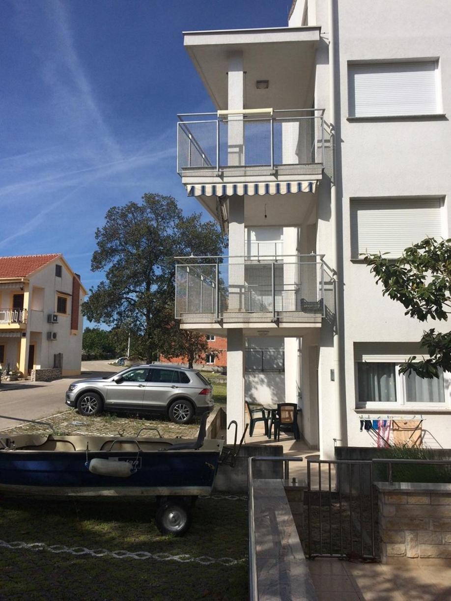 Dedic Apartment Petrcane Eksteriør billede